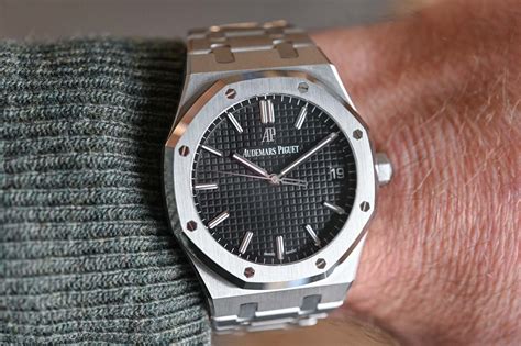 audemars piguet 15400 vs 15500|ap royal oak selfwinding price.